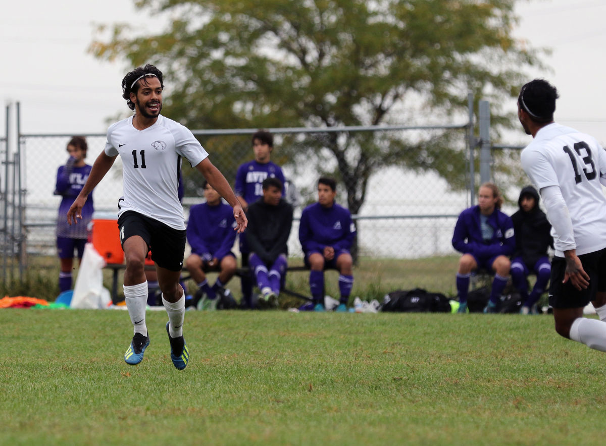 YC Mens Soccer vs Avila (22).JPG